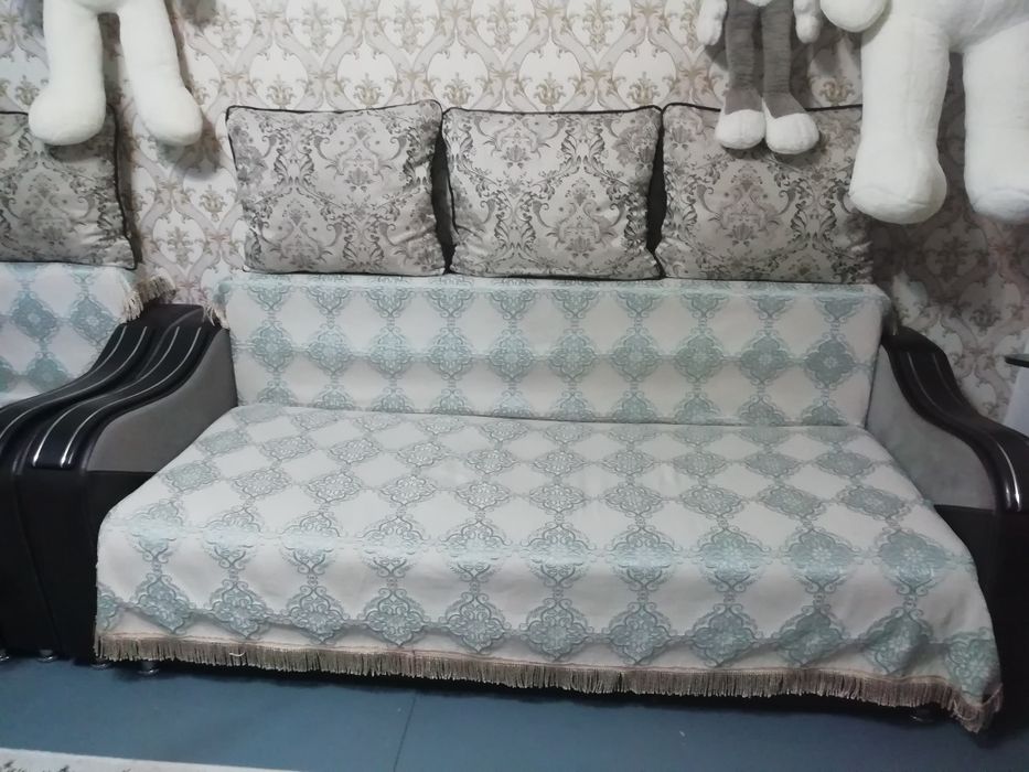 Продаётся уголок 3/2