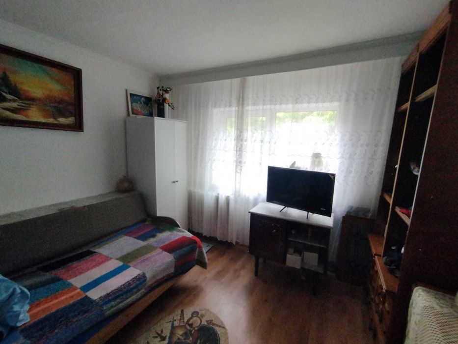 Apartament 4 camere decomandat, et. 1/4,  81 mp. Frumoasa, Diminetii