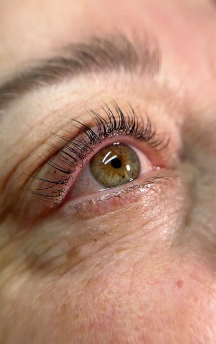 Ламинирование ресниц и бровей