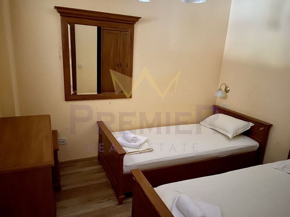 Продава се Тристаен апартамент в к.к. Св.Св. Константин и Елена - 100 кв.м за 2200 €/кв.м - Снимка #3