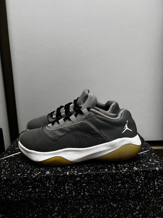 Jordan 11 low CMFT Cool Grey