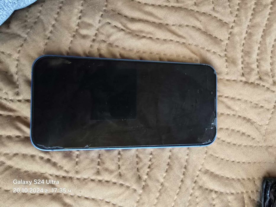 Iphone 13 256гб  84% капацитет