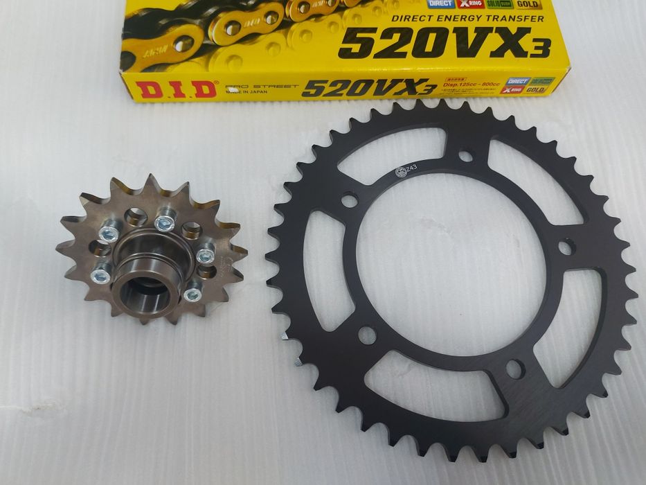 Пиньони и верига за T-max530 (2012-2016)