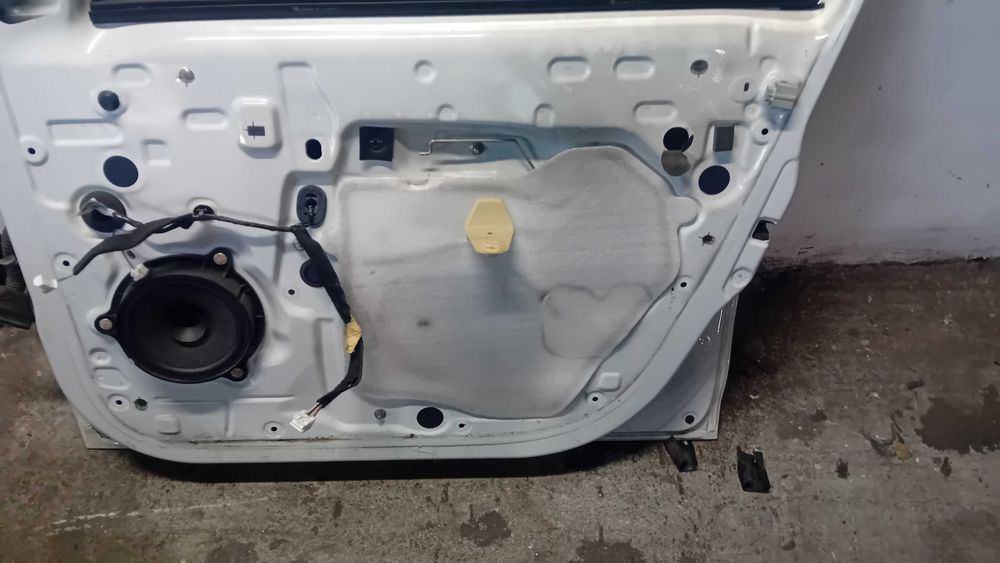 Usa dreapta fata Dacia Logan MCV din 2014 completa fara oglinda