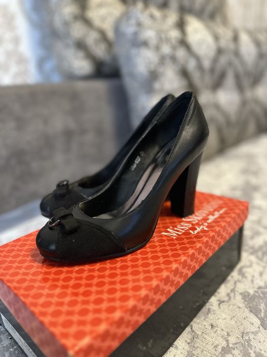 Продам туфли натур,кожа