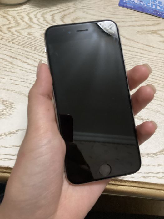 Srochna iphone 6 sotiladi