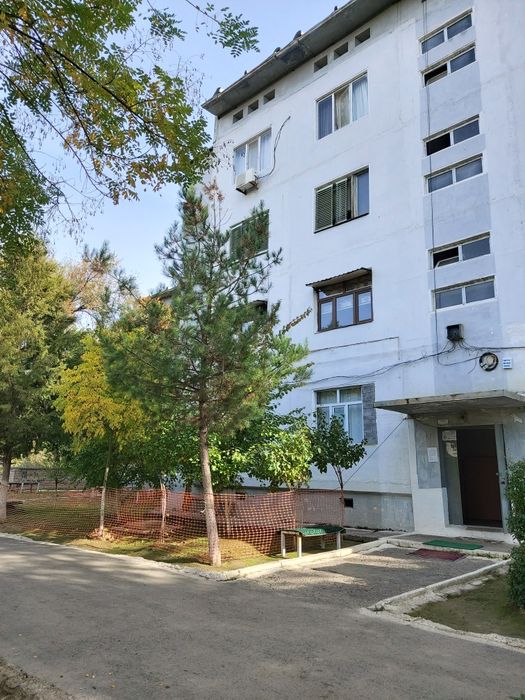 Срочно сотилади 1 хонали уй