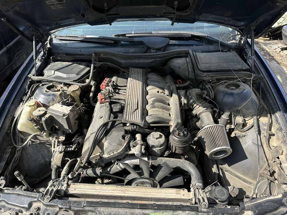 Bmw e39 520i НА ЧАСТИ
