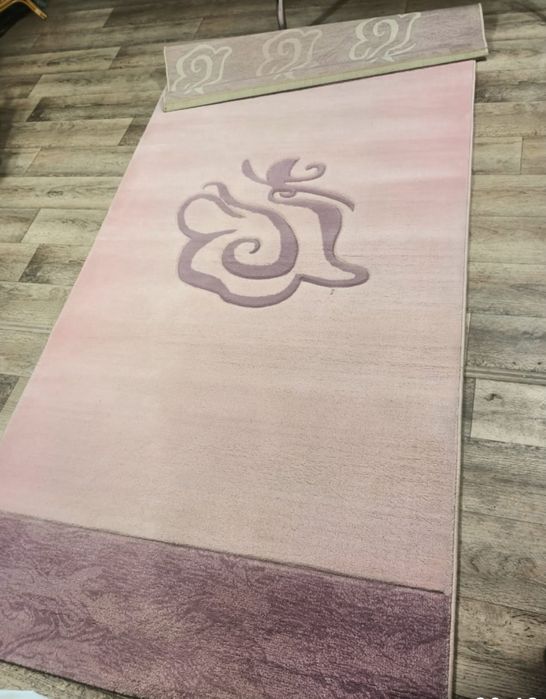 Ковер продам срочно