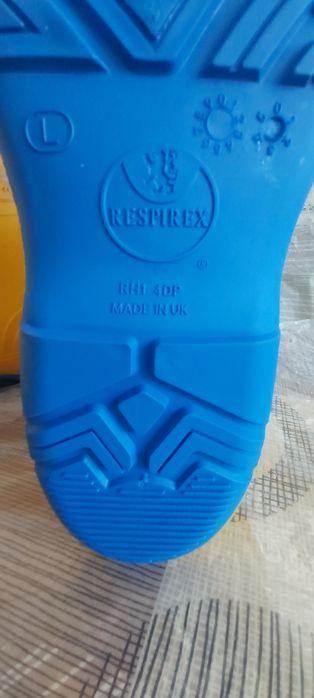 Диелектрични боти и ръкавици  до 20 кВКВ