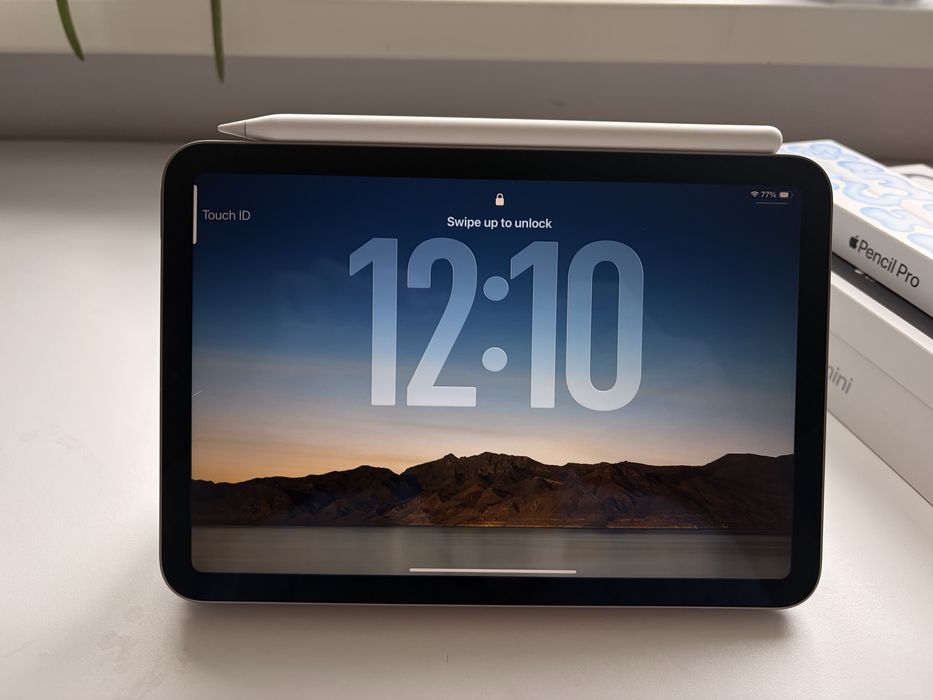 Ipad mini 7 wifi 128gb space gray ca nou + husă Smartfolio + Apple pencil pro