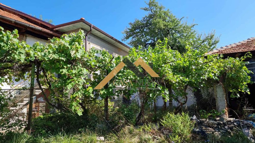 Продава се Къща в с. Церово, Област София-област - 110 кв.м за 1082 €/кв.м - Снимка #3