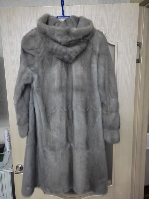 Шуба норковая серая