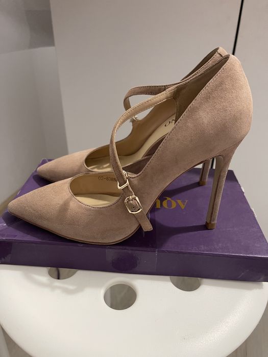 Туфли открытые женские