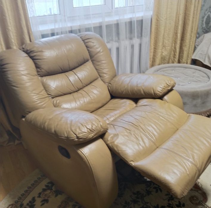 Продам мягкий уголок производства Беларусь.