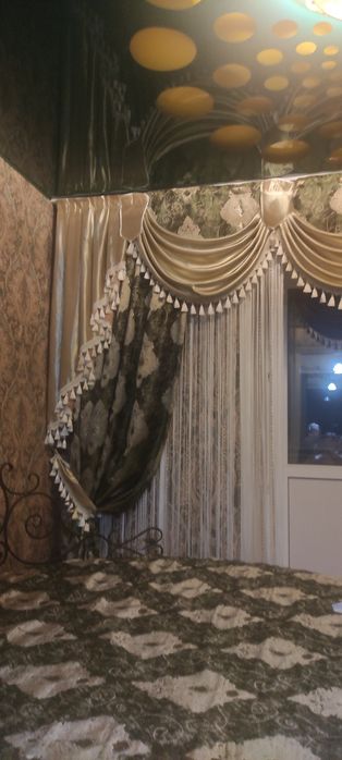 Продам шторы с ламбрекеном