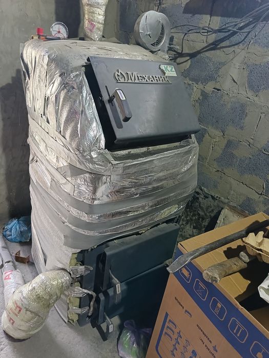 Продам срочно котель механик на 150 квм