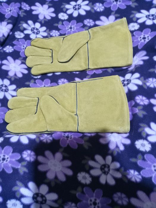 Продам краги сварочные.