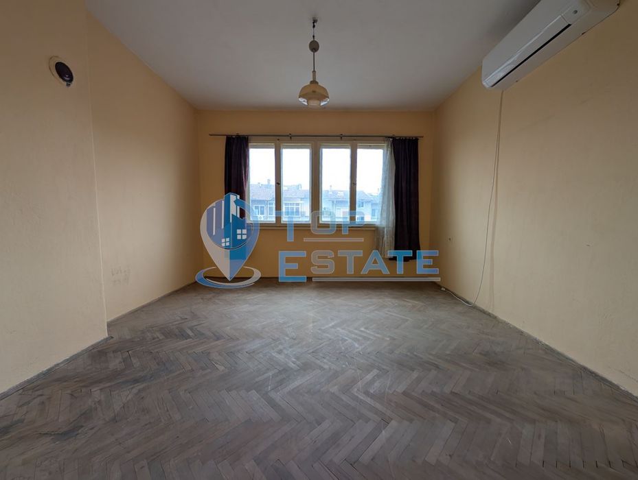 Продава се Многостаен апартамент в Горна Оряховица - 105 кв.м за 398 €/кв.м - Снимка #1