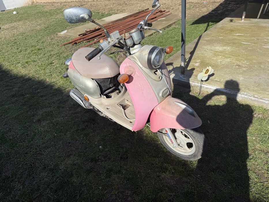 Vand scuter sau schimb