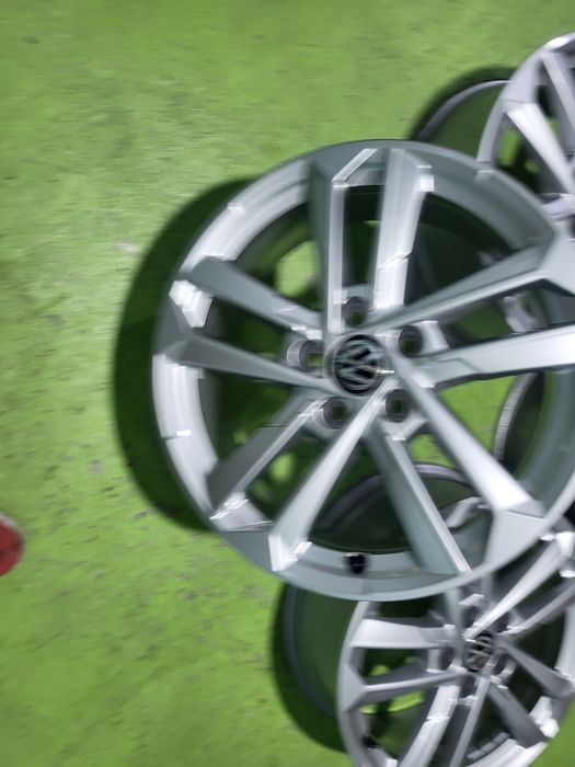 17 5x112 Vw Golf 5 6 7 8 Touran Caddy Skoda Audi 5х112
