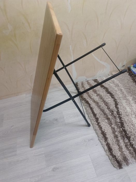 Продается стол складной