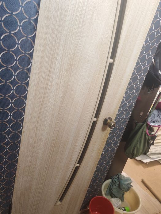 Продам дверь в ванну