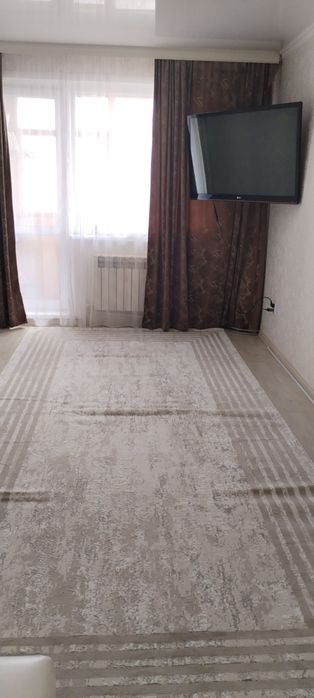 Срочно продам ковёр новый