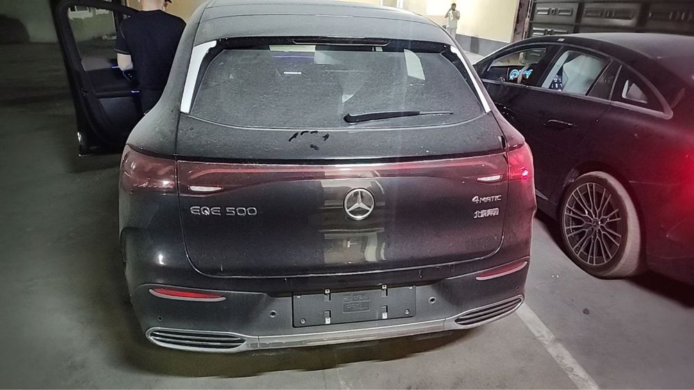 Mercedes bens eqe 500 4matic