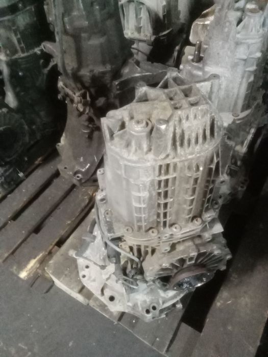 Ауди С4 каробки автомат механика.
