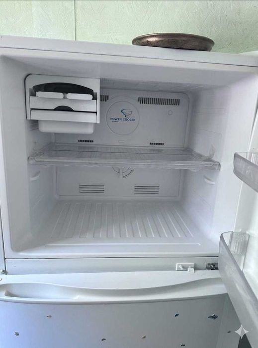 Холодильник SAMSUNG