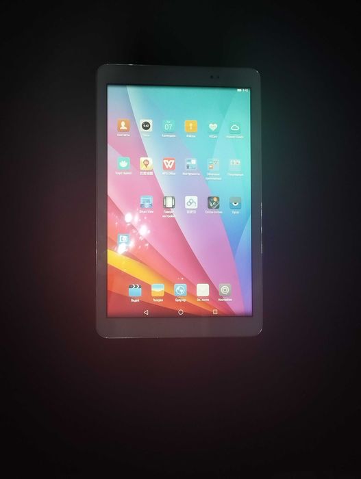 Планшет- HONOR \\ Мадел - T1-A21w\\ 2GB\\ 16 GB\\ 4-yader\\ 800 x 1280