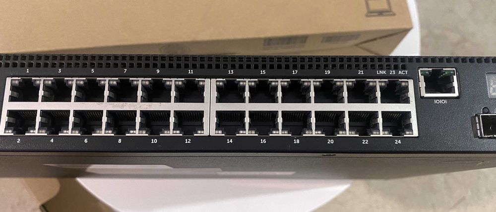 Коммутатор Dell N2024