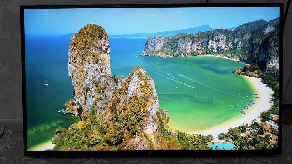 Сони телевизор сотилади 4К 8-серия