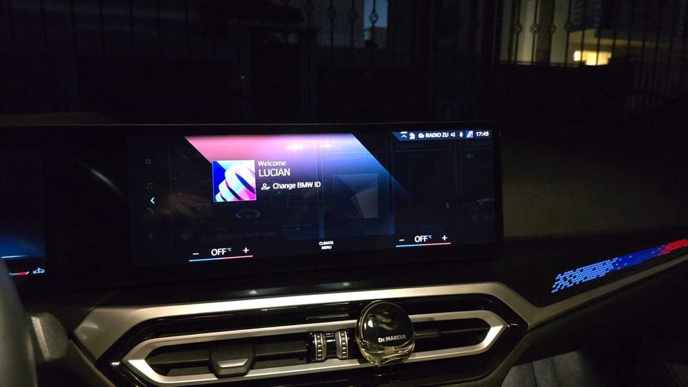 BMW M240i, 2023 – Stil si Putere