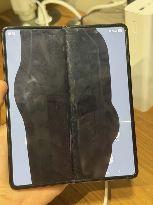 Samsung galaxy z fold 3