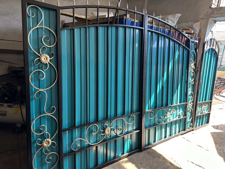 Иготовление распашных ворот