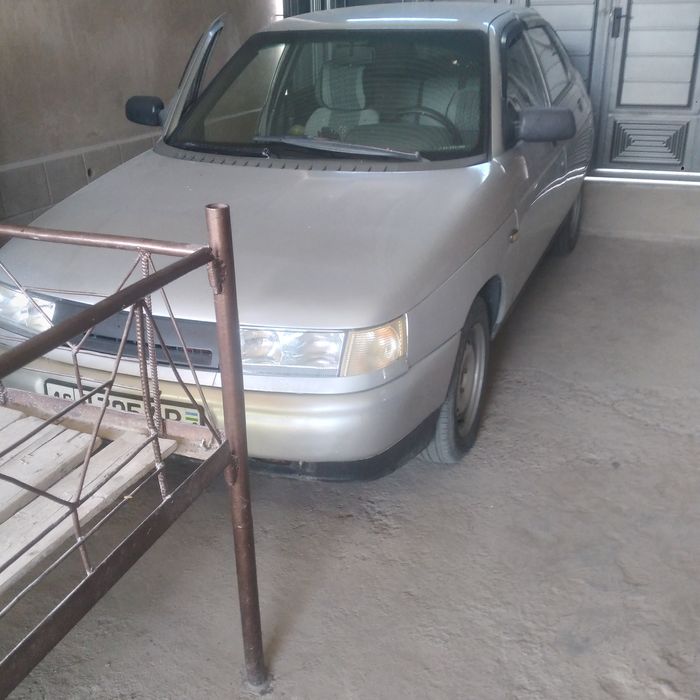 Срочно продаю машину 2112