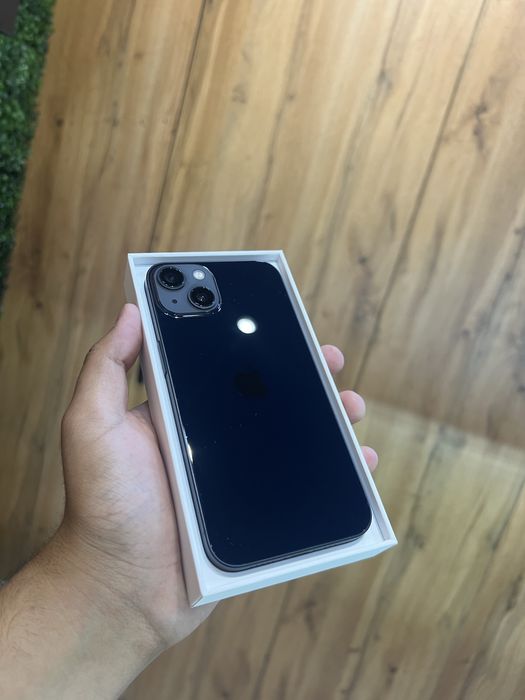 iPhone 13 100% Radnoy