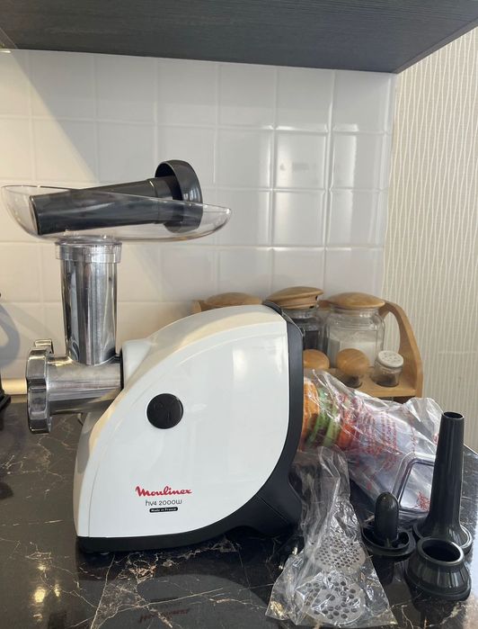 Продам мясорубку