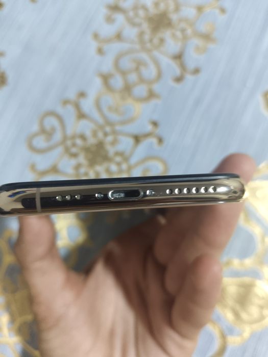 Iphone Xs  xotrasi 64gb KH/A Yomks 100%