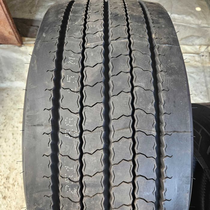 2 Нови предни гуми 355/50R22.5 Pirelli RO2 ProFuel Steer 156L DOT2025