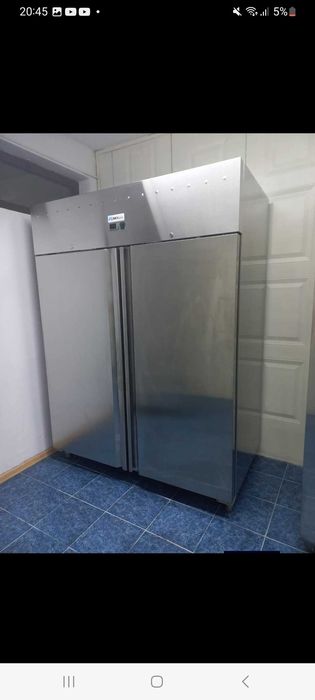 Vând utilaje profesionale de calitate, de inox  pentru patiserie-cofetărie