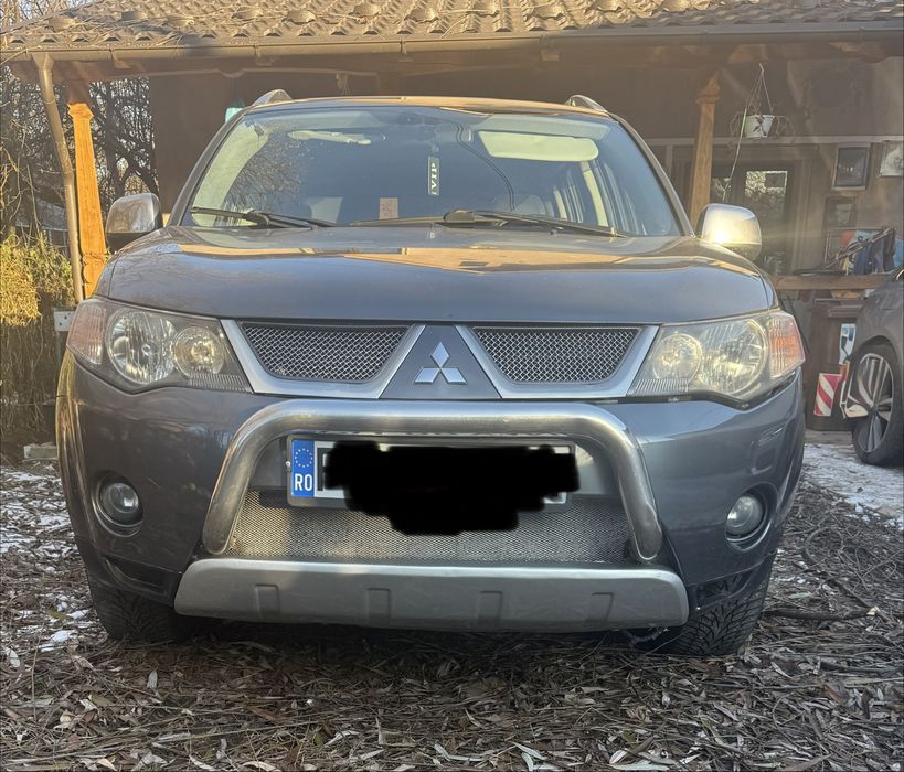 Vând Mitsubishi Outlander 2.2 Diesel, 2008 – 4x4, stare b