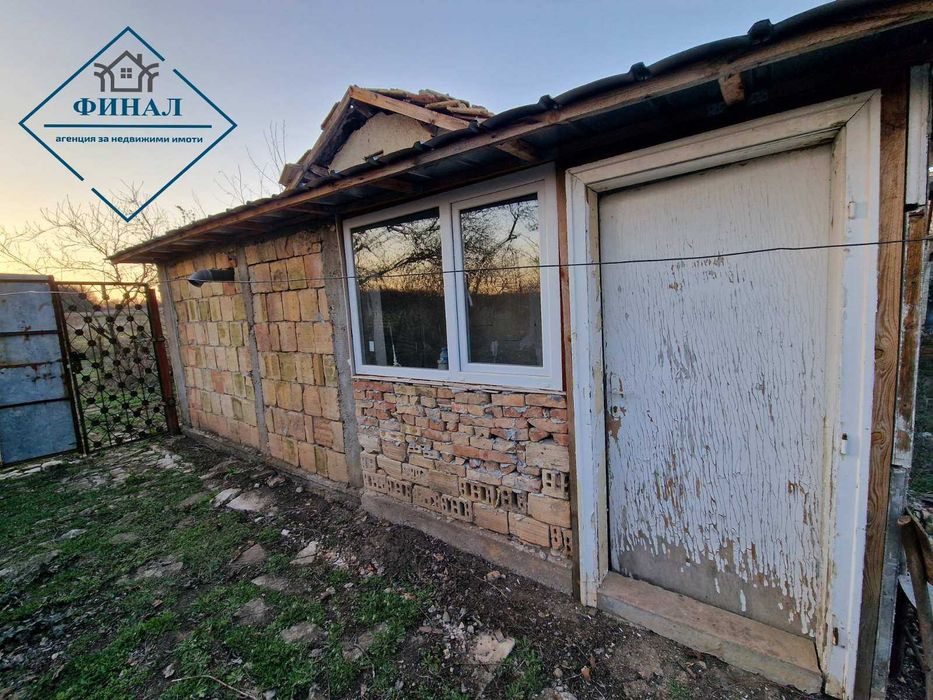 Продава се Къща в с. Върбак, Област Шумен - 100 кв.м за 408 €/кв.м - Снимка #1