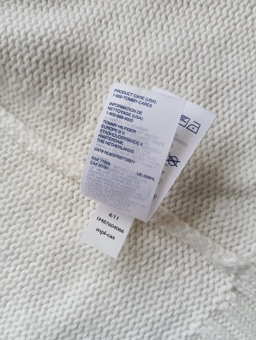 Vând pulover de dama tommy hilfiger!