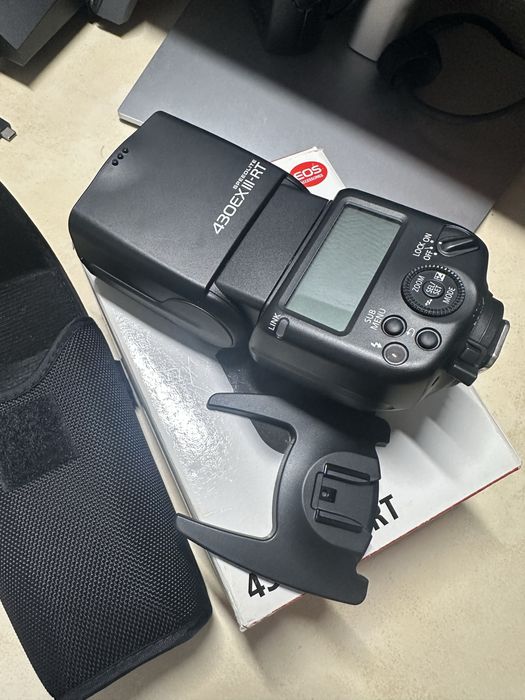 Вспышка Canon Speedlite 430EX III-RT