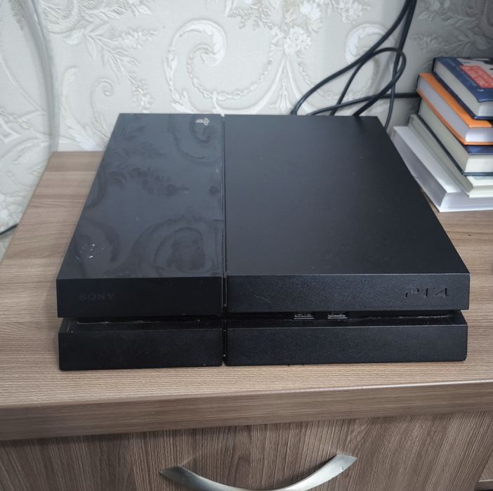 продам пс 4 500гб