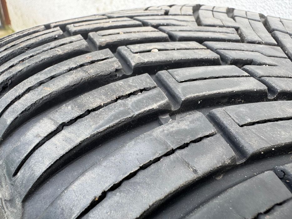 Anvelopa Pirelli All-season M+S 275/40/20