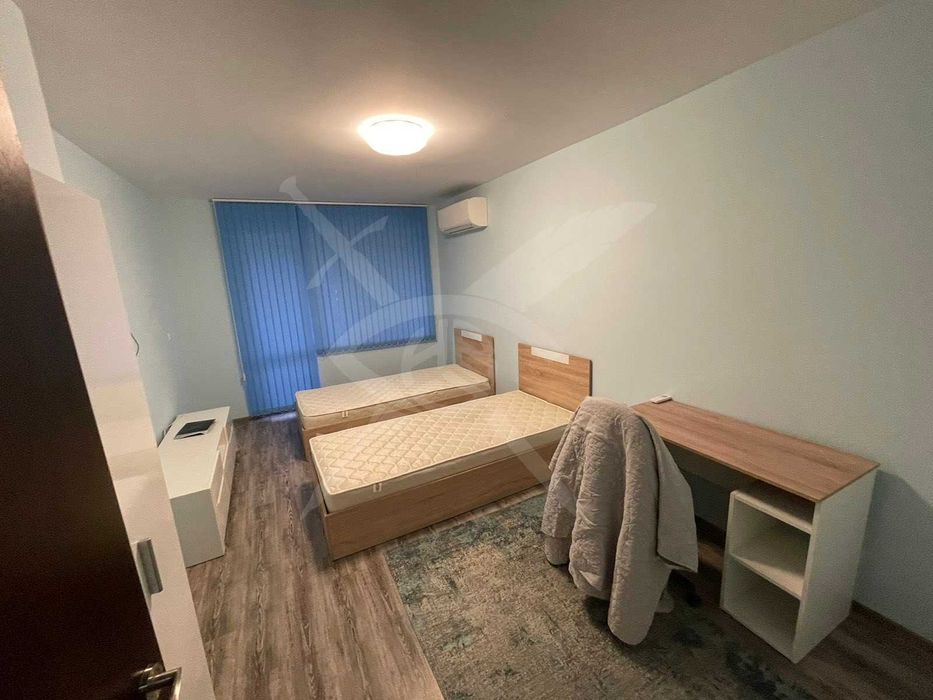 Дава се под наем Тристаен апартамент в Бургас, Славейков - 120 кв.м за 498.27 € - Снимка #3
